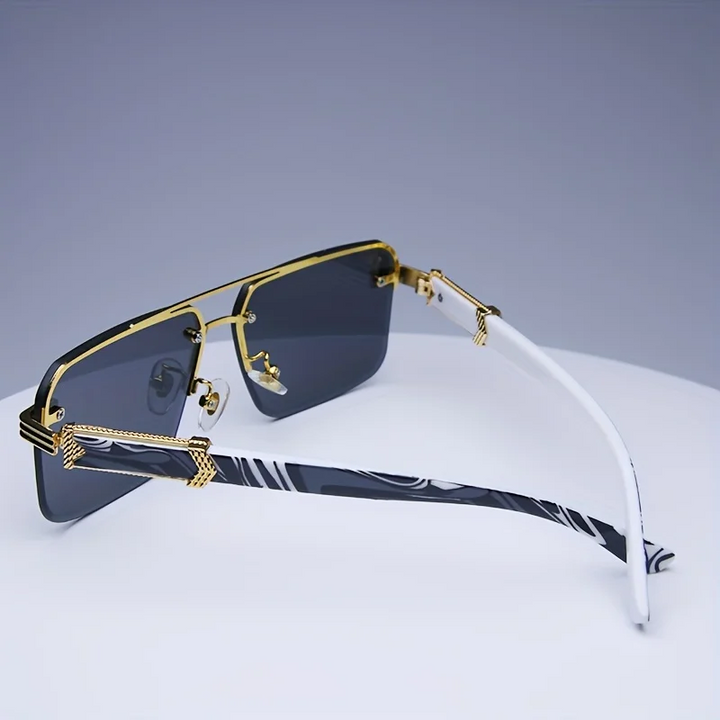Chic Gold-Toned Fashion Sunglasses