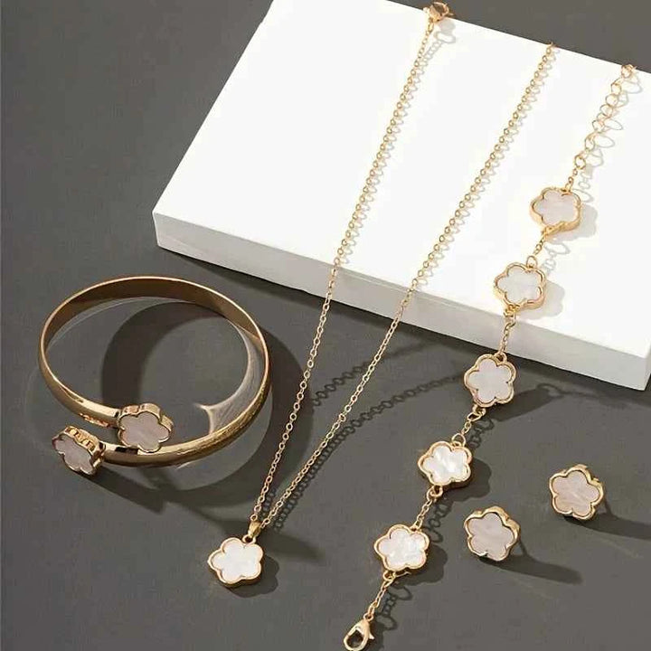 Three-Piece Clover Charm Pearlescent Pendant Necklace Set White