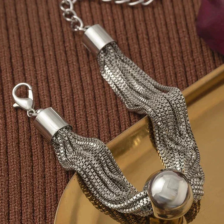 Joa | Women's Elegant Necklace with Shiny Ball