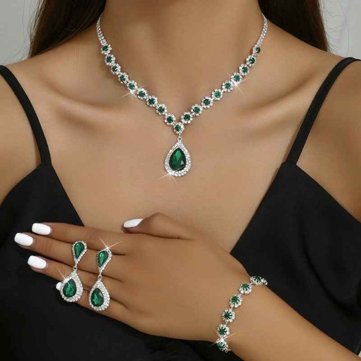 Elegant 3-Piece Gemstone Jewelry Set Emerald