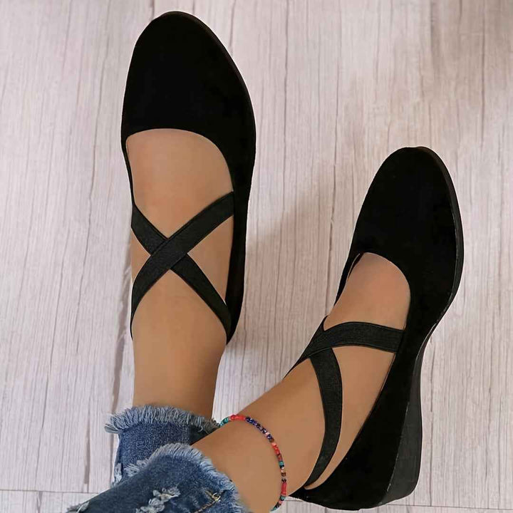 Women's Casual Ballet Flats with Crossed Straps and Round Toe