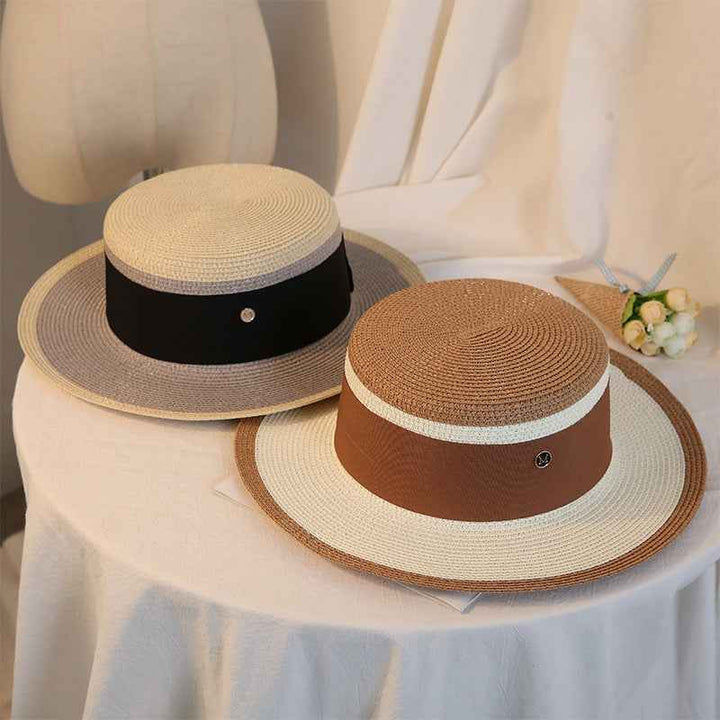 Summer Retro Women’s Breathable Straw Hat with Flower Detail for Beach Days