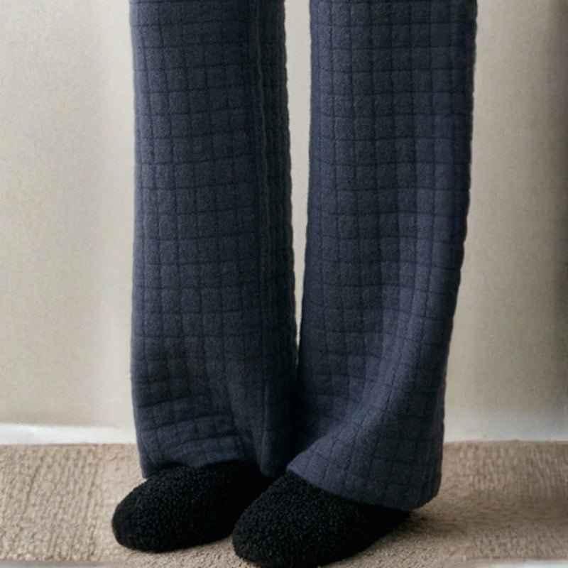 Women's Relaxed Fit Quilted Wide Leg Pants with Drawstring