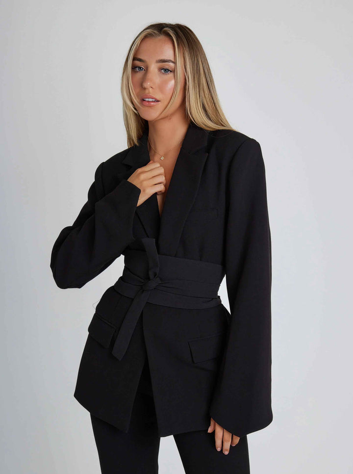 Women's Tailored Blazer Dress with Lapel Collar and Tie Belt – Elegant Fit Black