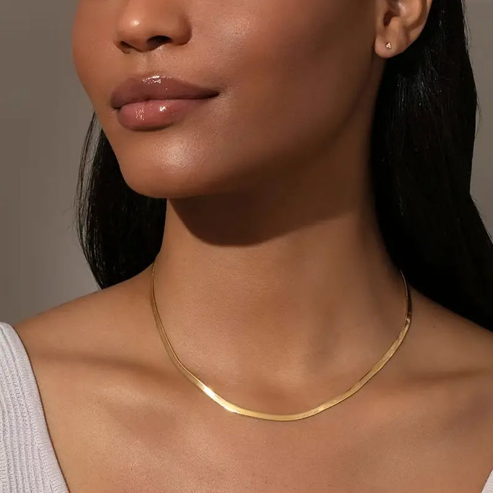 Loreto | Women's Herringbone Necklace in Gold – Minimalistic & Chic Gold One size