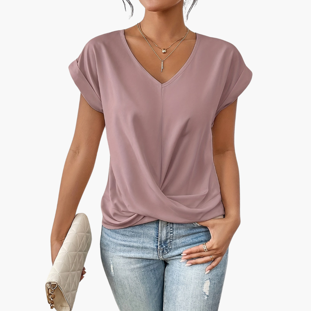 Clara | Casual T-Shirt with Heart Neckline for Women Pink