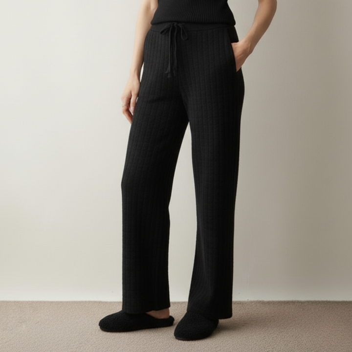 Women's Relaxed Fit Quilted Wide Leg Pants with Drawstring