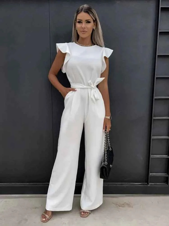 Women's modern silhouette wide leg jumpsuit