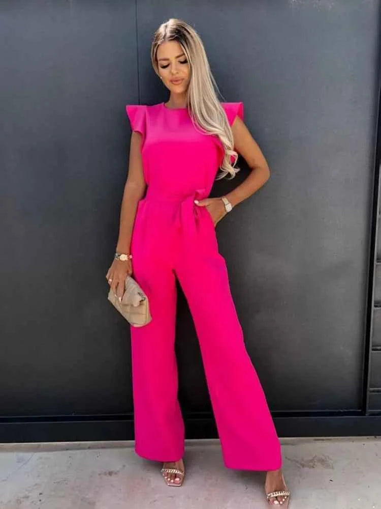 Women's modern silhouette wide leg jumpsuit