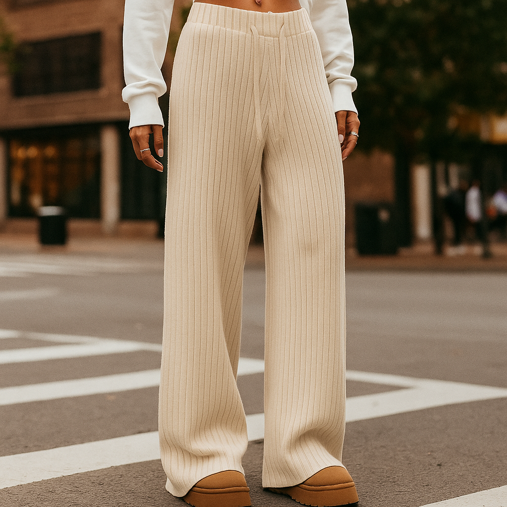 Stylish Pleated Pants for Effortless Elegance Beige