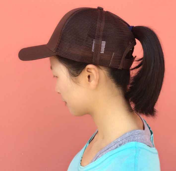 Casual Sunshade Duck Tongue Net Hat Ladies Ponytail Brown Plain