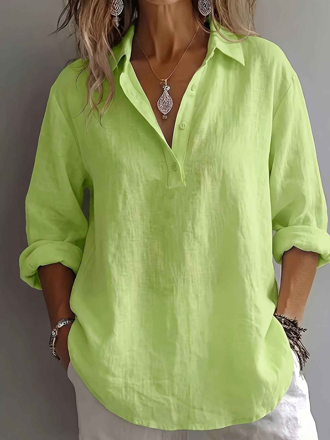 Women's Relaxed Collared Blouse