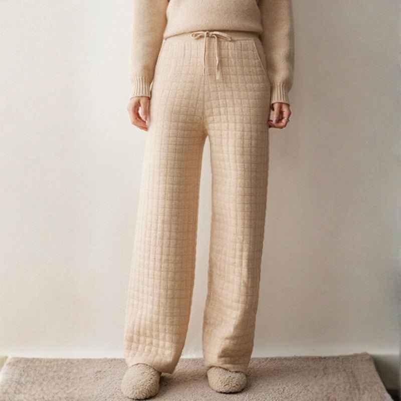 Women's Relaxed Fit Quilted Wide Leg Pants with Drawstring