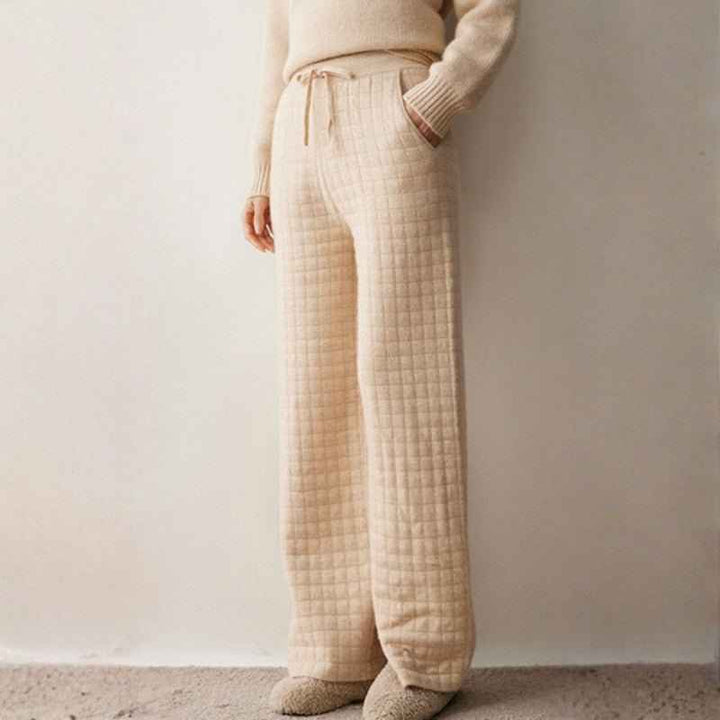 Women's Relaxed Fit Quilted Wide Leg Pants with Drawstring