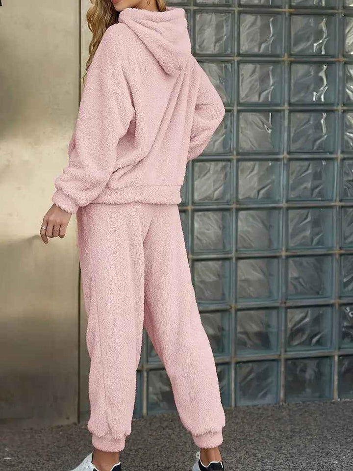 Women's Fleece Loungewear Set – Comfortable Hoodie and Pants – Loose Fit Homewear