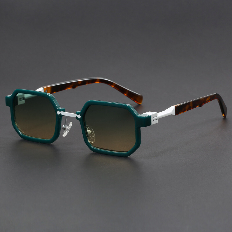 Polarized Sunglasses for Ultimate UV Protection Green Leopard