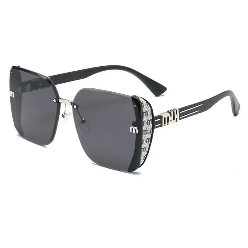 Chic Fashion Sunglasses for Stylish Looks