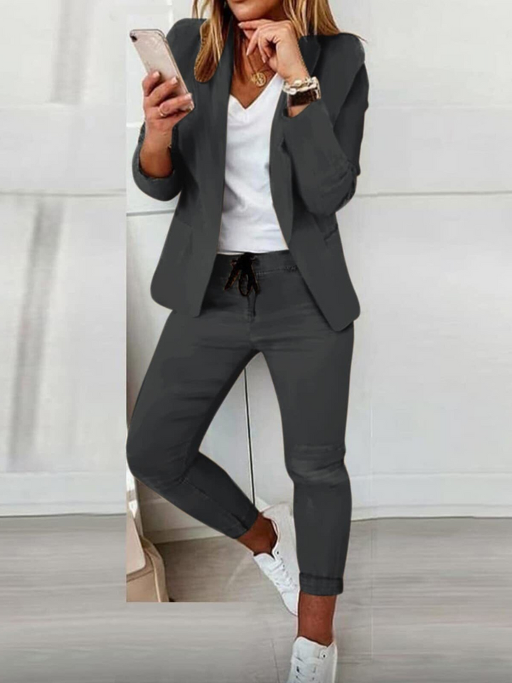 Women's Relaxed Blazer & Jogger Pants Suit Set – Ankle Length – Comfortable Smart Casual Outfit Grey