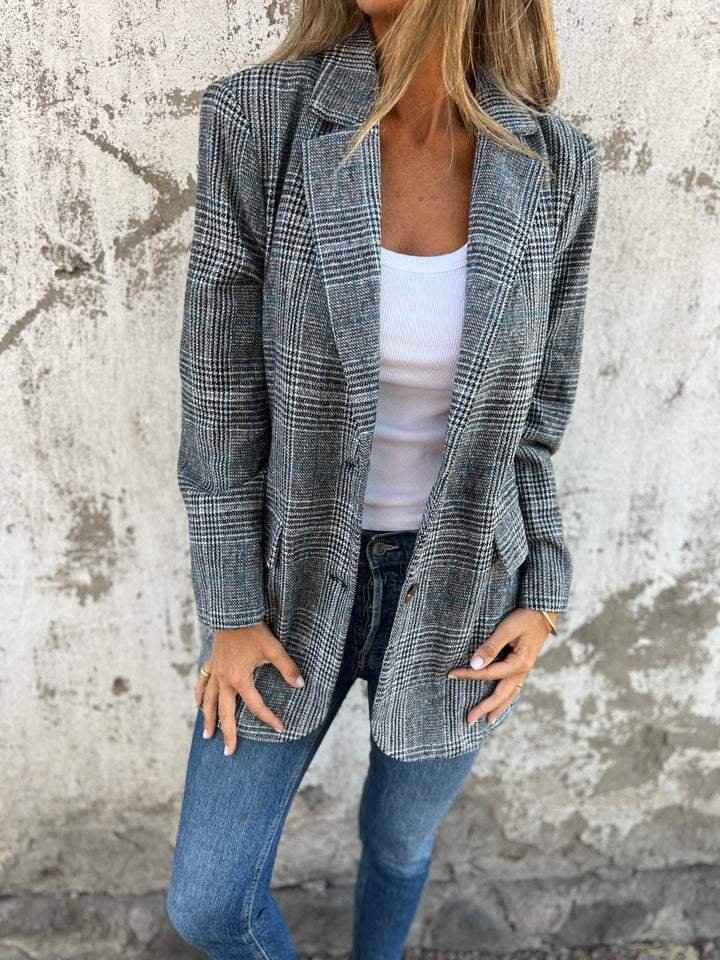 Women's Oversized Check Pattern Blazer - Wool Blend with Flap Pockets