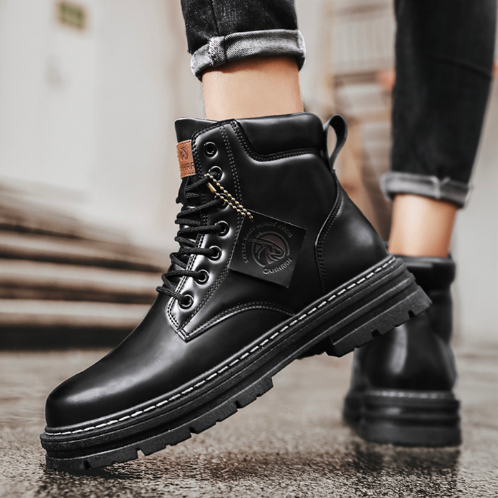 Men's Laced Winter Boots with Thick Sole