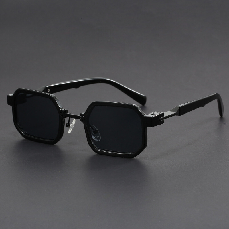Polarized Sunglasses for Ultimate UV Protection Black