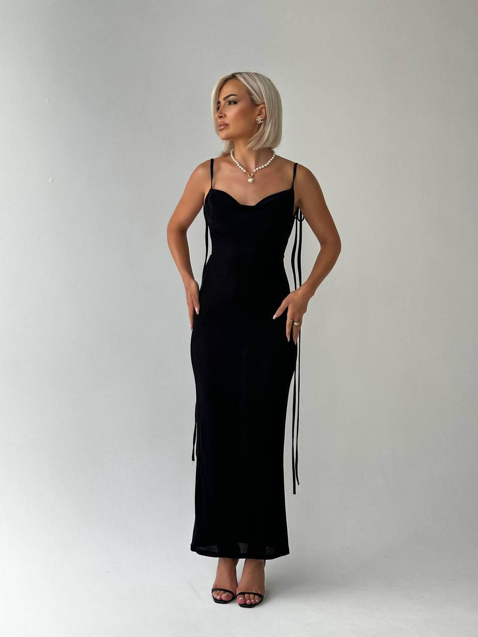 Women's Backless Dress - Elegant and Stylish Design