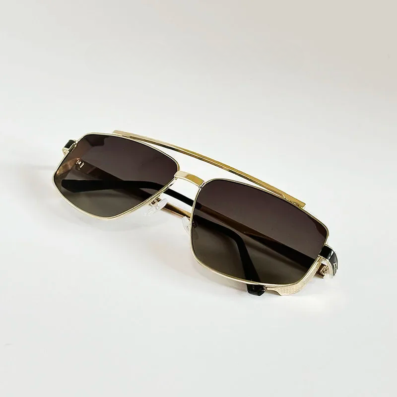 Stylish UV Protection Sunglasses