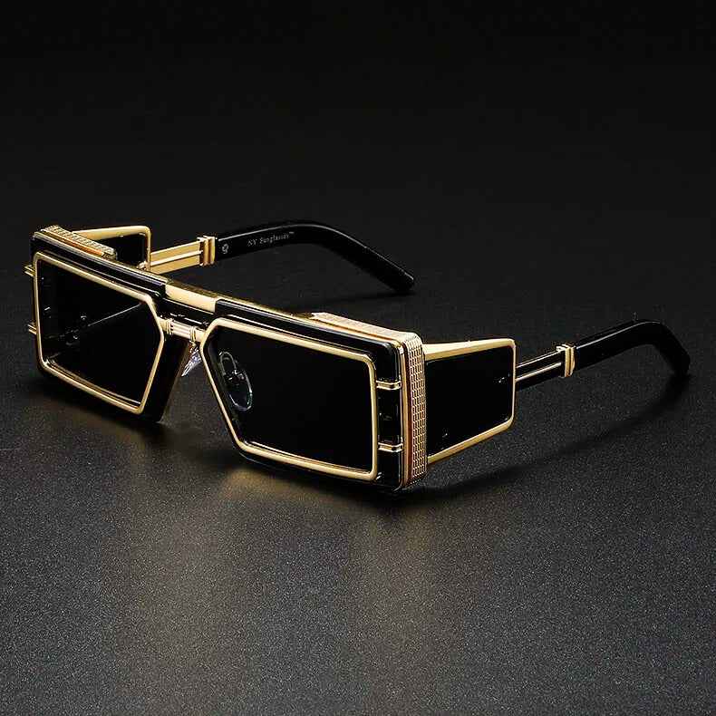 Chic Upton Street Sunglasses for Stylish Protection Black & Light Gold