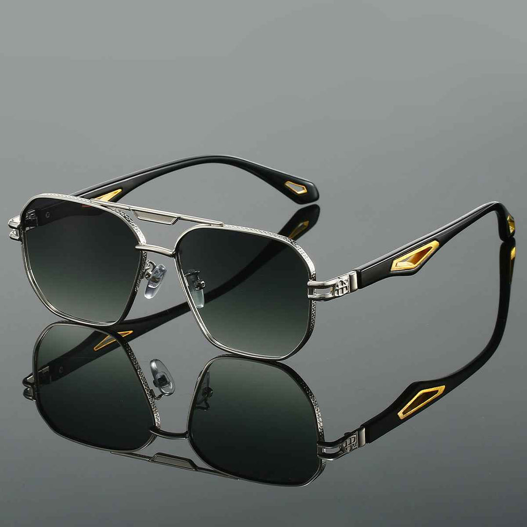 Stylish Gradient Sunglasses for Ultimate UV Protection Gradient Silver