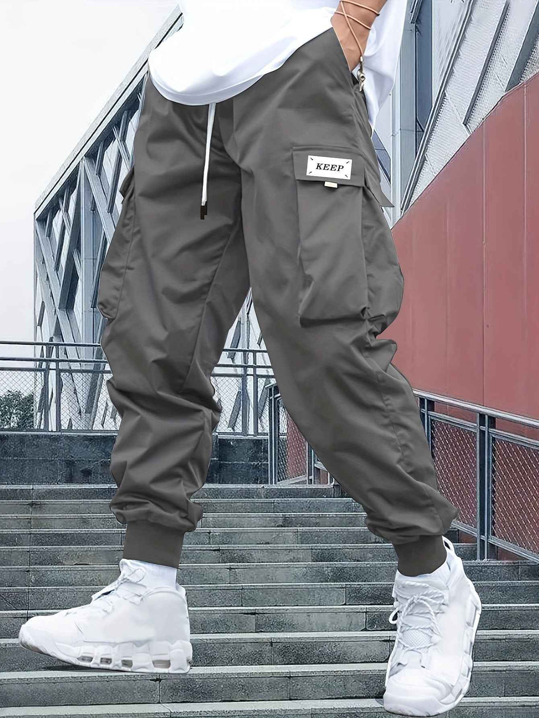 Men's Cargo Joggers – Stylish Streetwear Pants with Pockets and Cuffed Legs