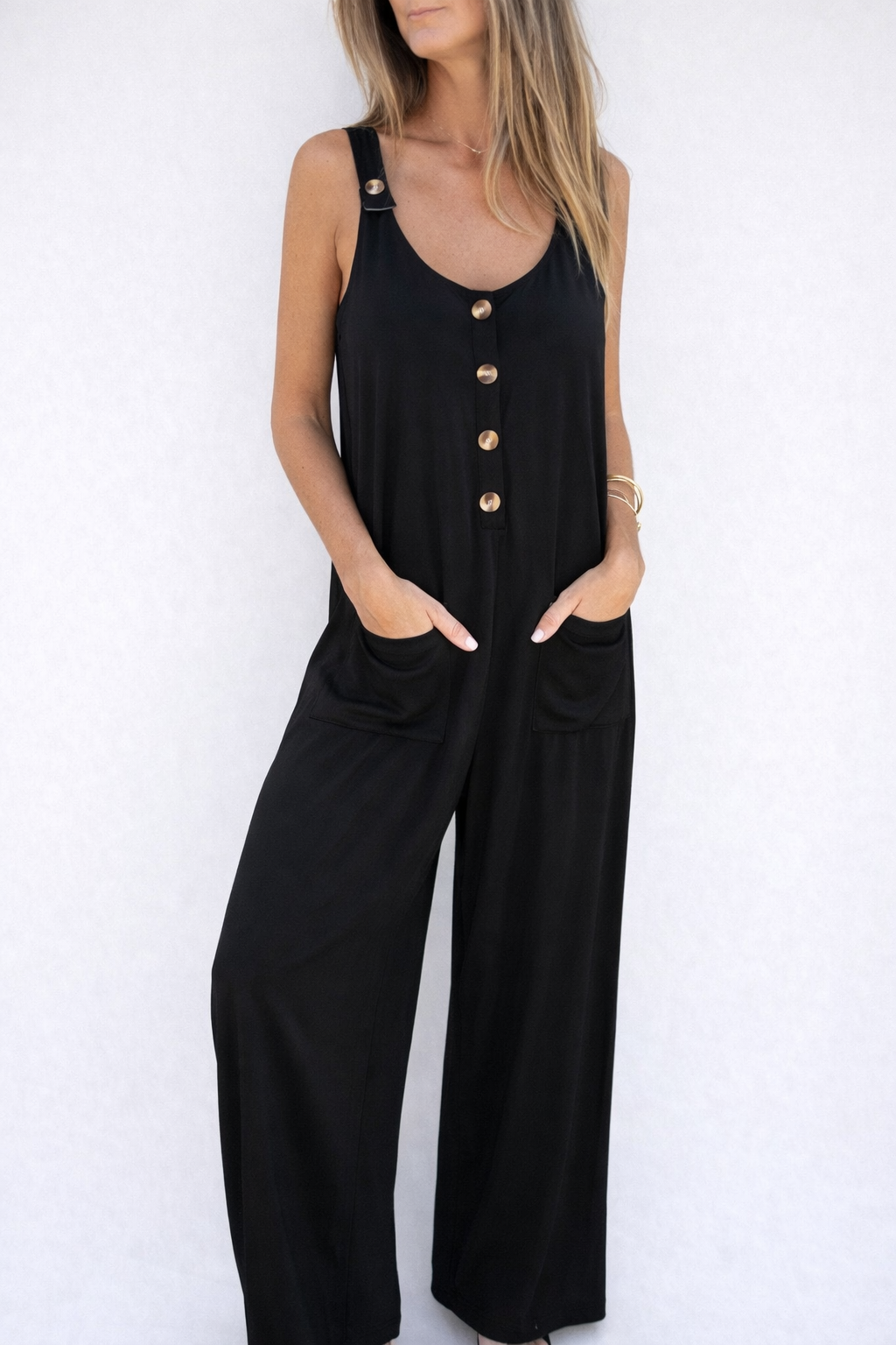 Women's Sleeveless Wide-Leg Jumpsuit with Button Front - Relaxed Fit Black