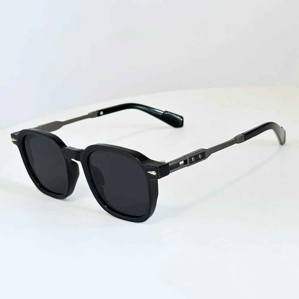 Retro Urban Crest Sunglasses for Stylish Look Black