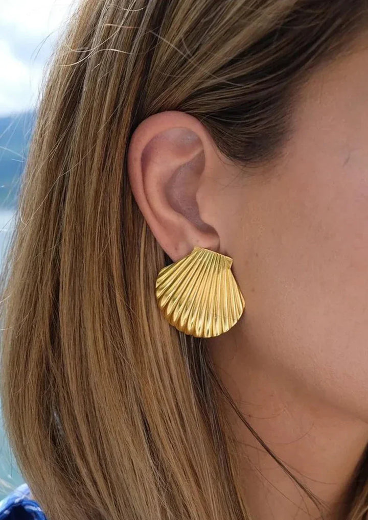 Etna | Women's Gold Shell Earrings – Hypoallergenic & Waterproof