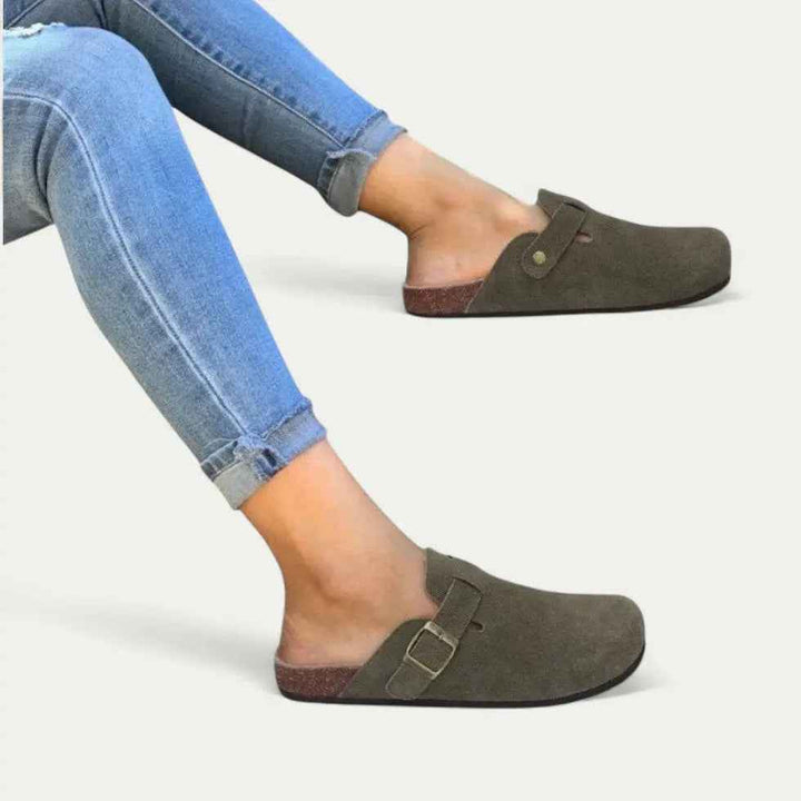 Women's Adjustable Buckle Clogs – Stylish Comfort for Everyday Wear