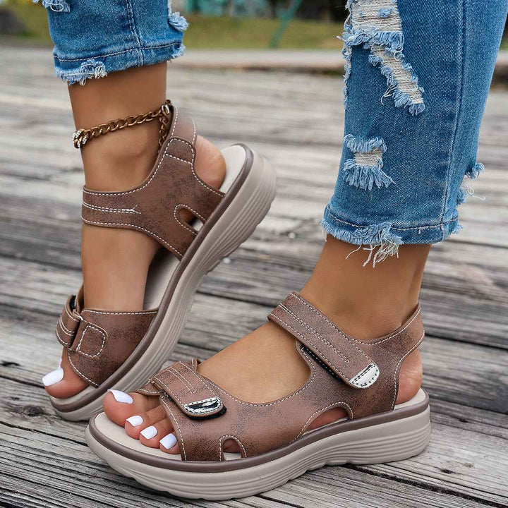 Samantha | Breathable Women's Sandals for Maximum Comfort Dark Brown