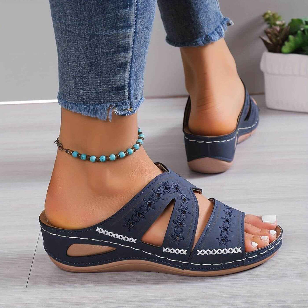 Soleva | Slip-Resistant Orthopedic Sandals