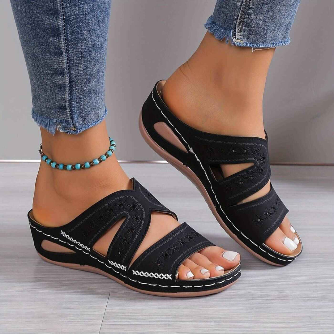 Soleva | Slip-Resistant Orthopedic Sandals Black