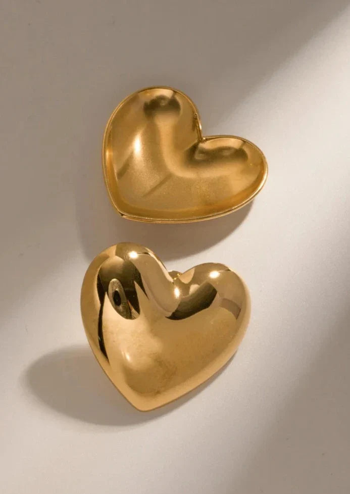 Falon | Women's Gold Heart-shaped Hypoallergenic Earrings
