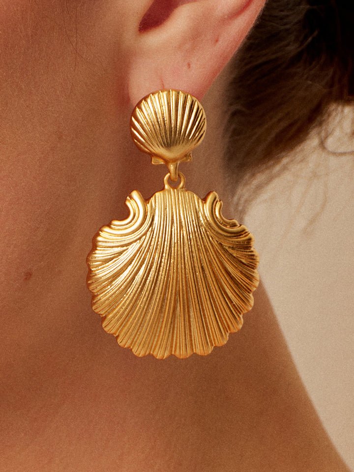 Erika | Women's Gold Drop Earrings – Elegant Refined Design
