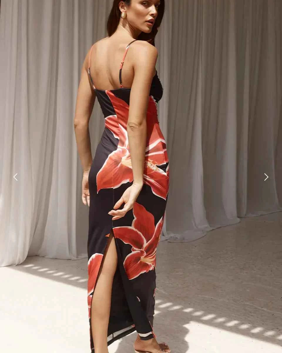 Women's Maxi Dress - Slim Fit - Lightweight Spaghetti Strap Elegance