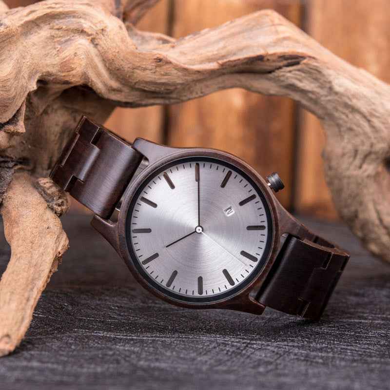 Wooden Striped Dial Date Wristwatch