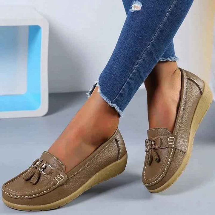 Women's Classic Slip-On Loafers with Tassels Brown