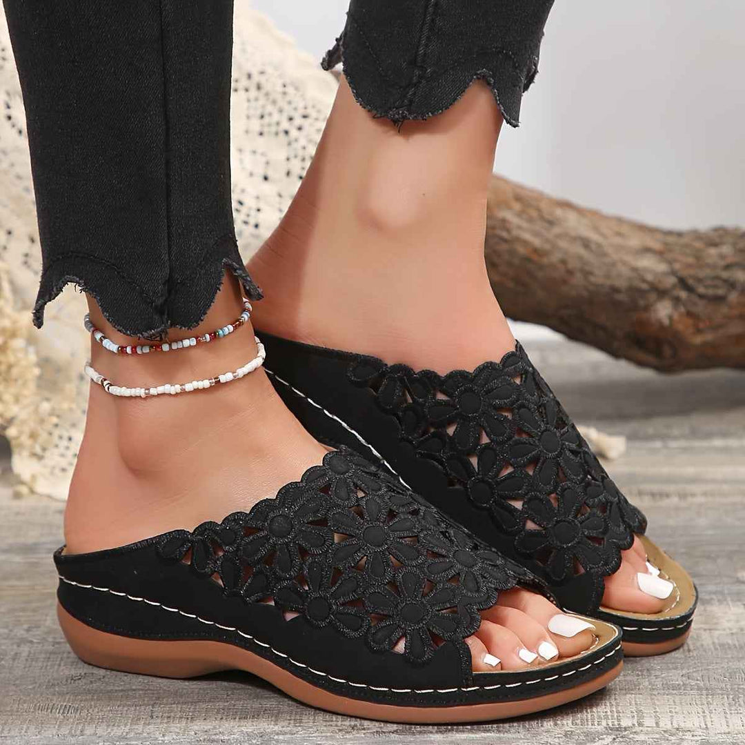 BloomEase | Women's Comfort Sandals with Floral Design Black
