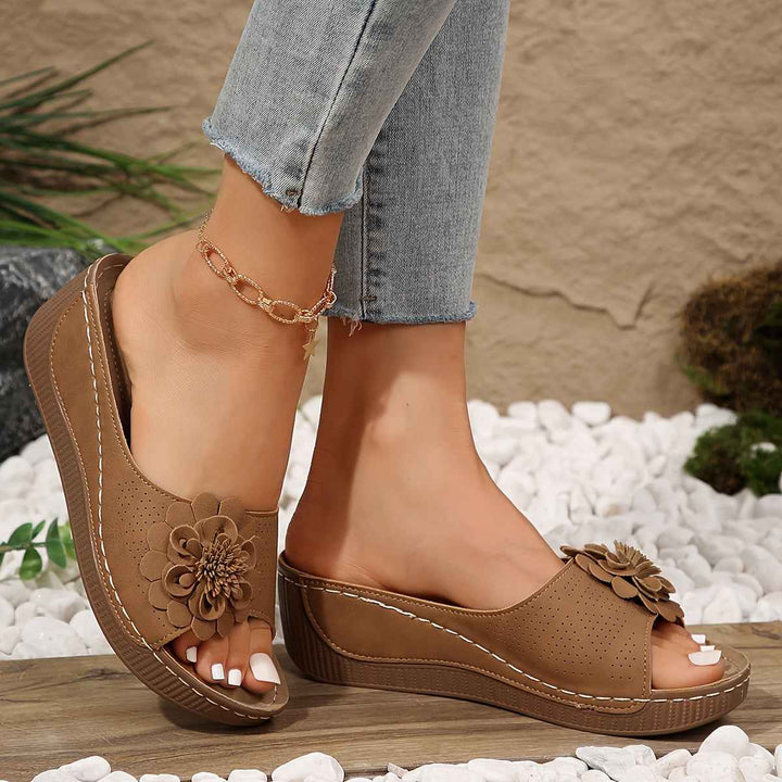 Elegant Women's Orthopedic Sandals with Floral Pattern