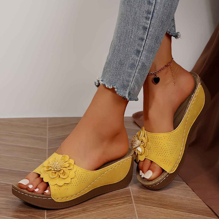 Elegant Women's Orthopedic Sandals with Floral Pattern
