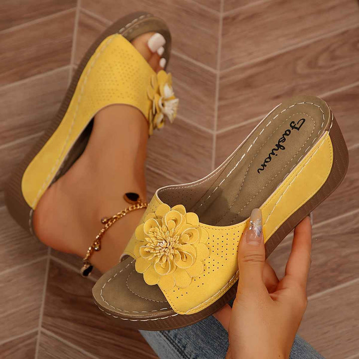 Elegant Women's Orthopedic Sandals with Floral Pattern