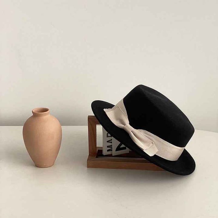 Bow Japanese Style British Style Western Style French Retro Flat-brimmed Cap Black And White Bow Adjustable