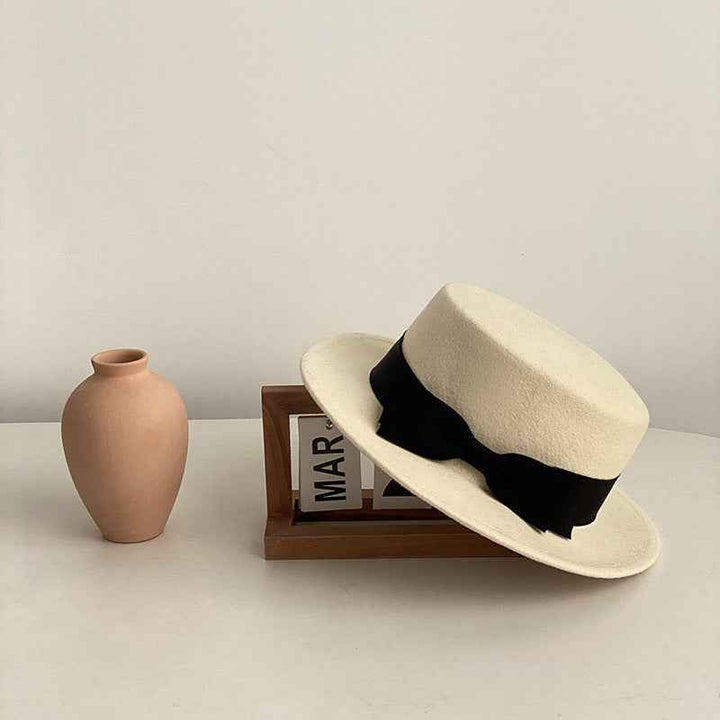 Bow Japanese Style British Style Western Style French Retro Flat-brimmed Cap White And Black Bow Adjustable