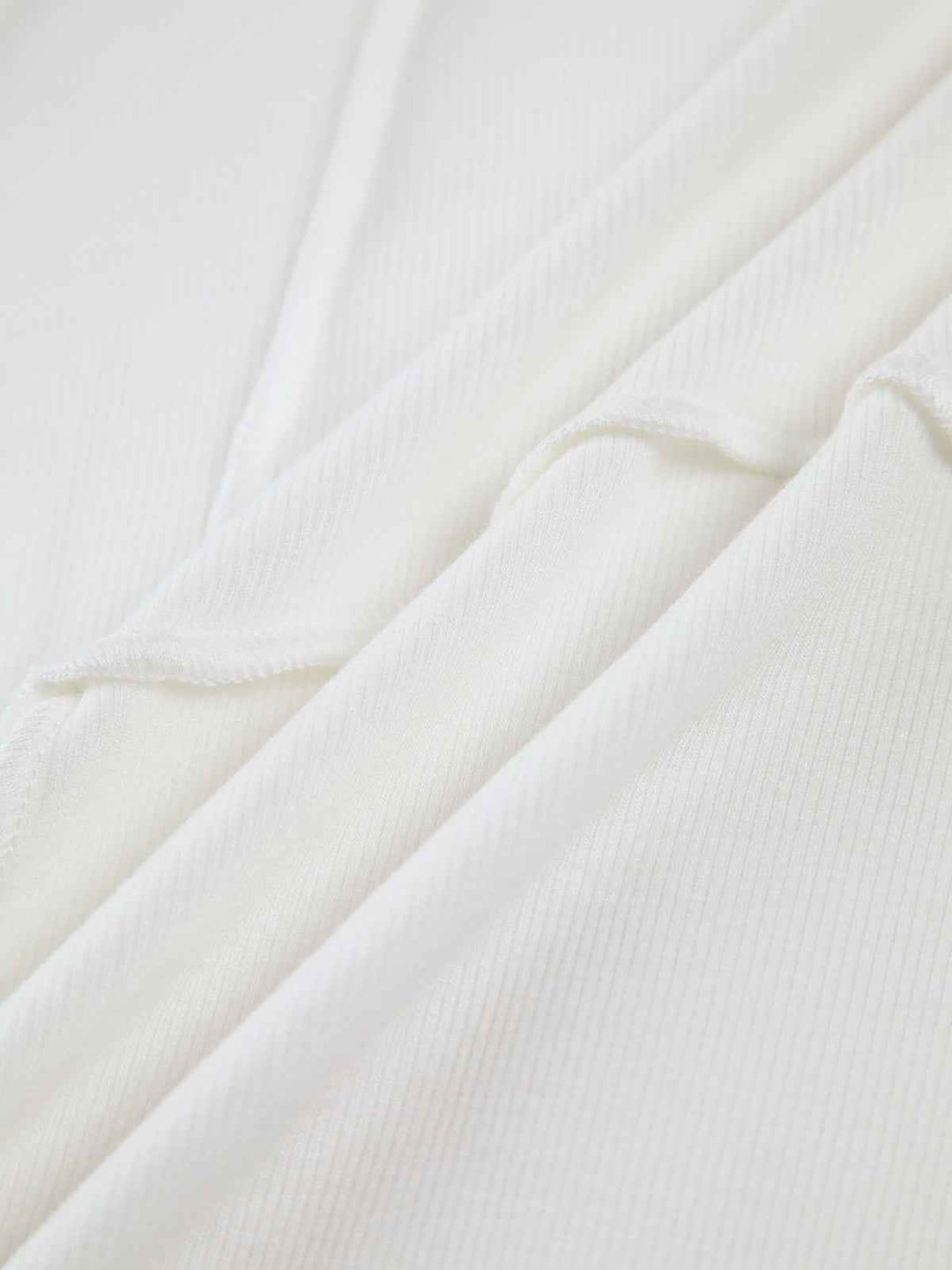 Bronte | Elegant Ribbed Top with Flattering Seam Details