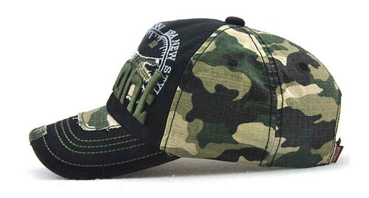 Camouflage Baseball Cap - Stylish Sunshade for Outdoor Adventures & Leisure